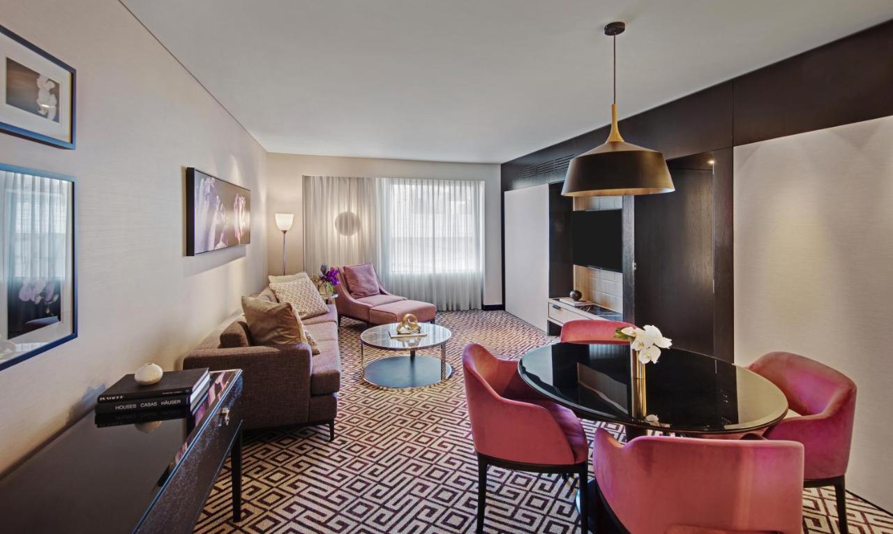 เดอะ สตาร์ แกรนด์ โฮเต็ล แอนด์ เรสซิเดนซ์ ซิดนีย์ Hotel ภายนอก รูปภาพ Suite at the Hotel