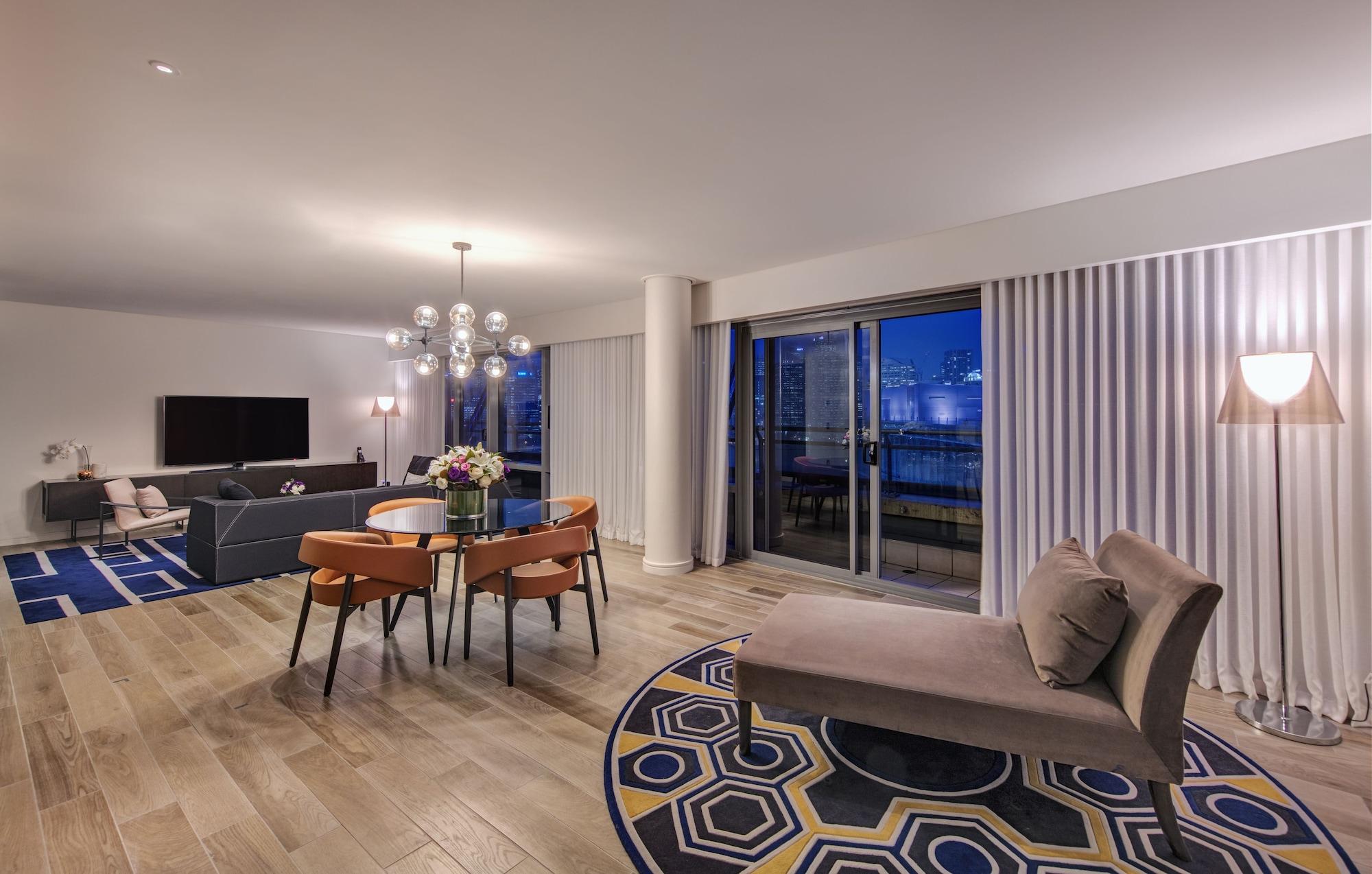 เดอะ สตาร์ แกรนด์ โฮเต็ล แอนด์ เรสซิเดนซ์ ซิดนีย์ Hotel ภายนอก รูปภาพ A living room at the hotel