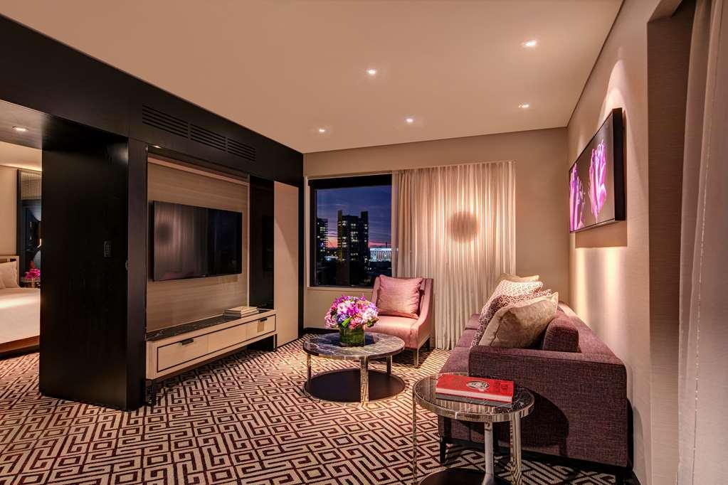 เดอะ สตาร์ แกรนด์ โฮเต็ล แอนด์ เรสซิเดนซ์ ซิดนีย์ Hotel ห้อง รูปภาพ A suite at the hotel