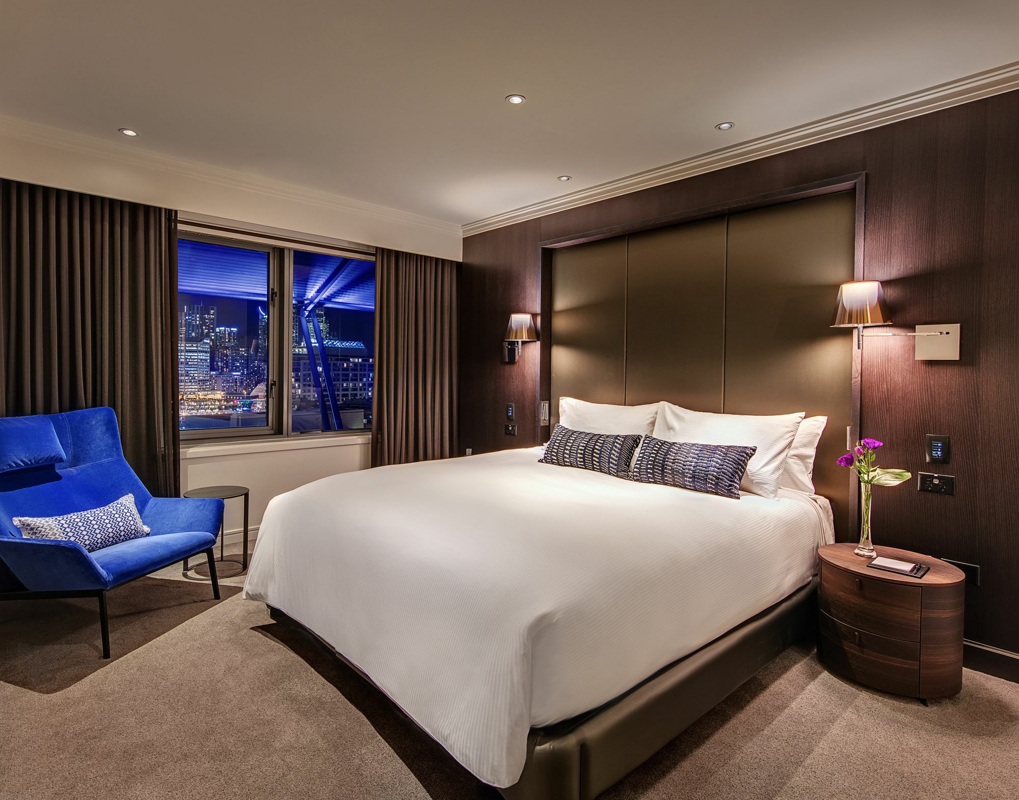 เดอะ สตาร์ แกรนด์ โฮเต็ล แอนด์ เรสซิเดนซ์ ซิดนีย์ Hotel ภายนอก รูปภาพ A bedroom at the hotel
