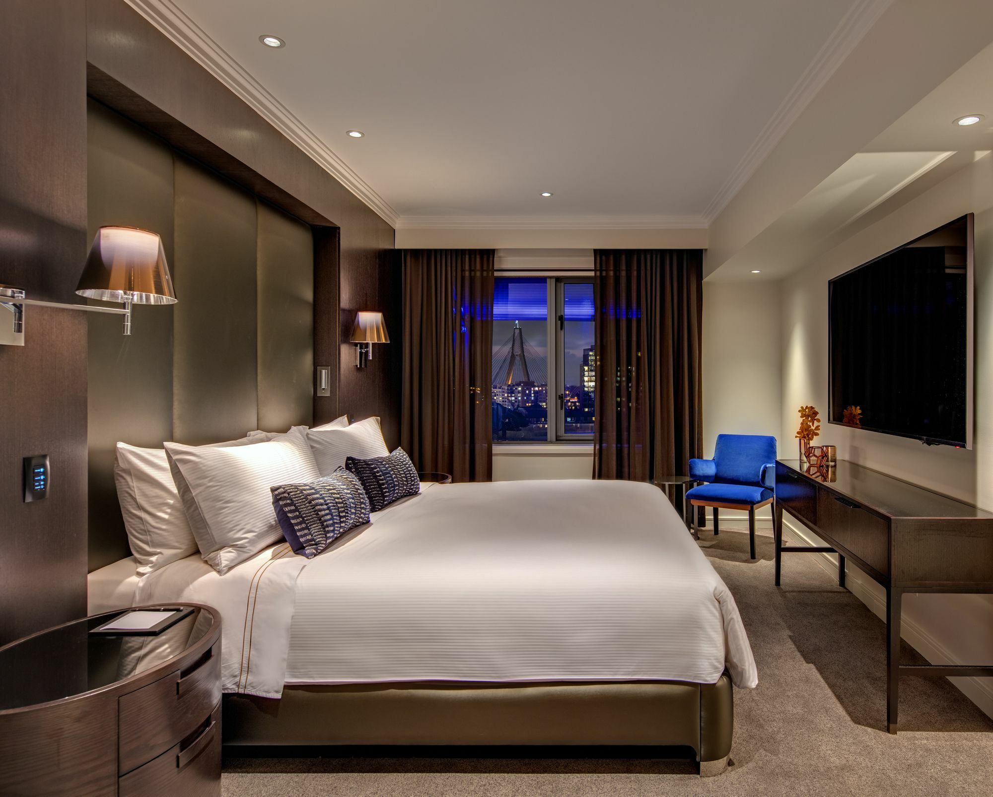 เดอะ สตาร์ แกรนด์ โฮเต็ล แอนด์ เรสซิเดนซ์ ซิดนีย์ Hotel ภายนอก รูปภาพ A guest room at the Four Seasons Hotel