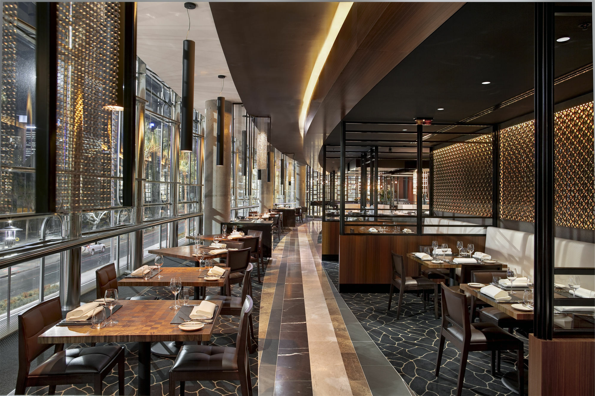 เดอะ สตาร์ แกรนด์ โฮเต็ล แอนด์ เรสซิเดนซ์ ซิดนีย์ Hotel ภายนอก รูปภาพ The interior of the restaurant